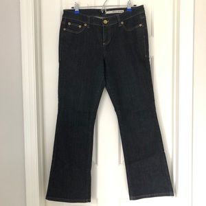 NWOT DKNY denim jeans. Bootcut. Dark blue.